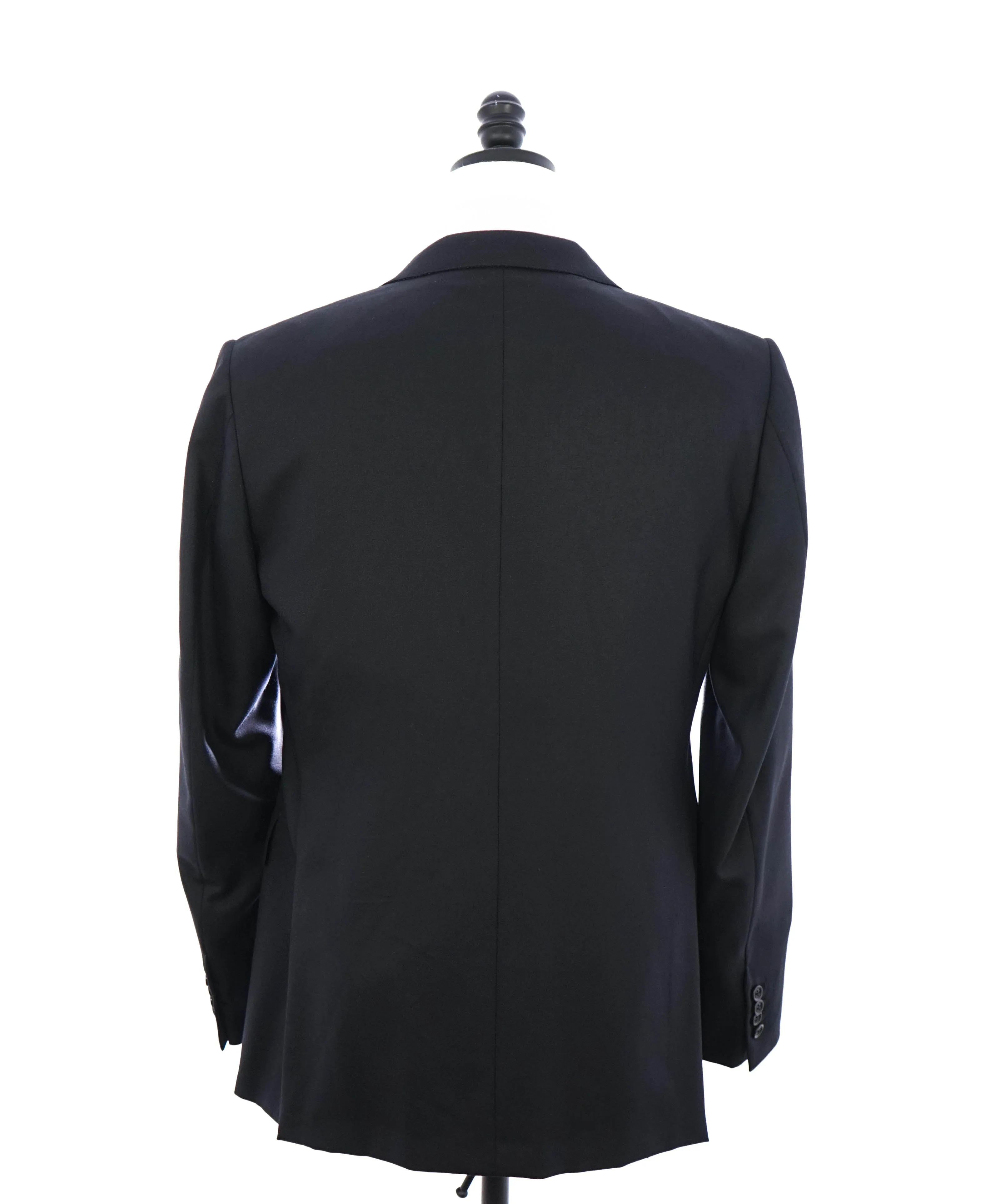 $3,290 ERMENEGILDO ZEGNA- “TORFEO” Black Textured Solid Blazer- 40R