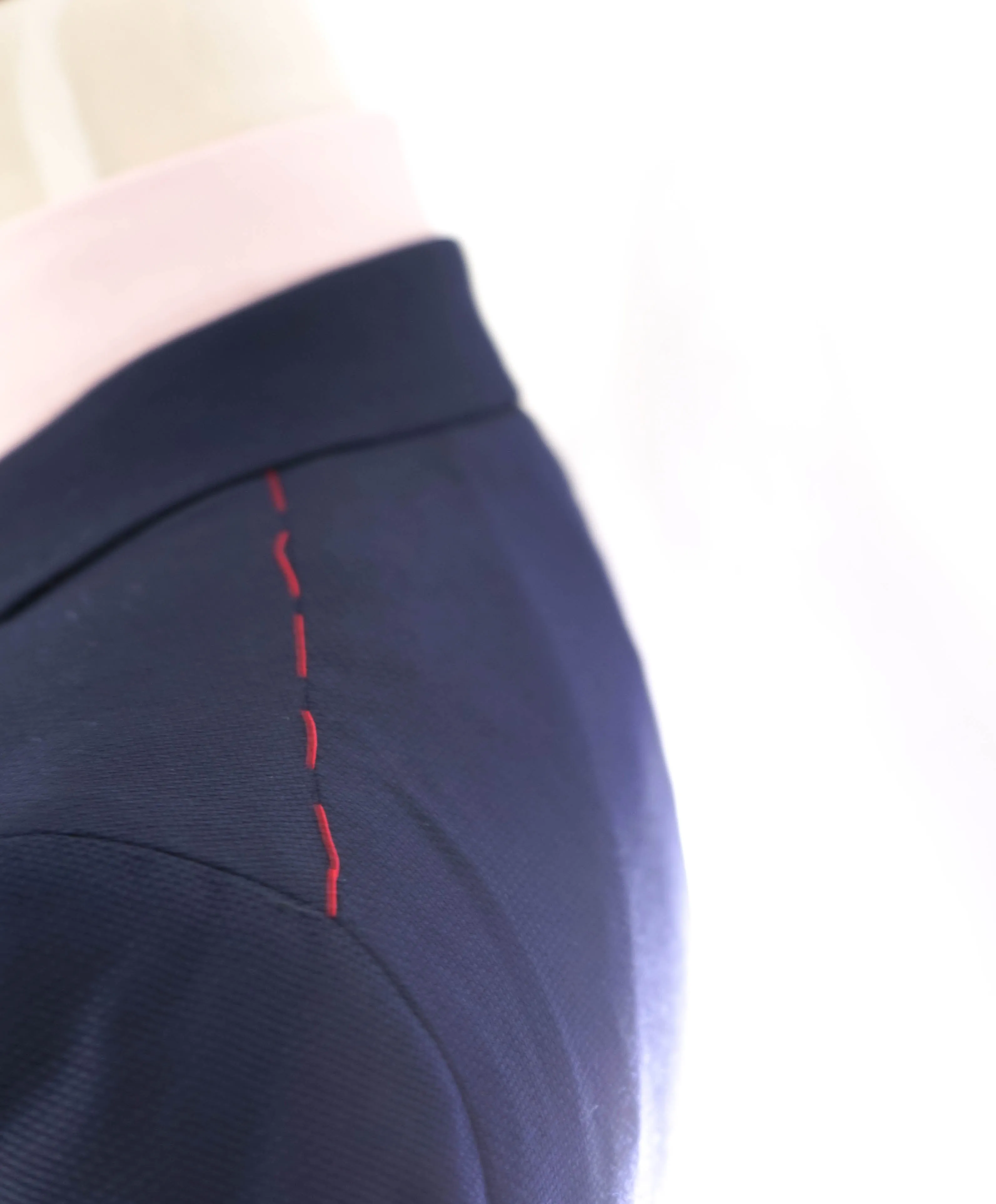 $3,295 ISAIA - "CORTINA" Navy Patch Pocket Textured Blazer - 42R