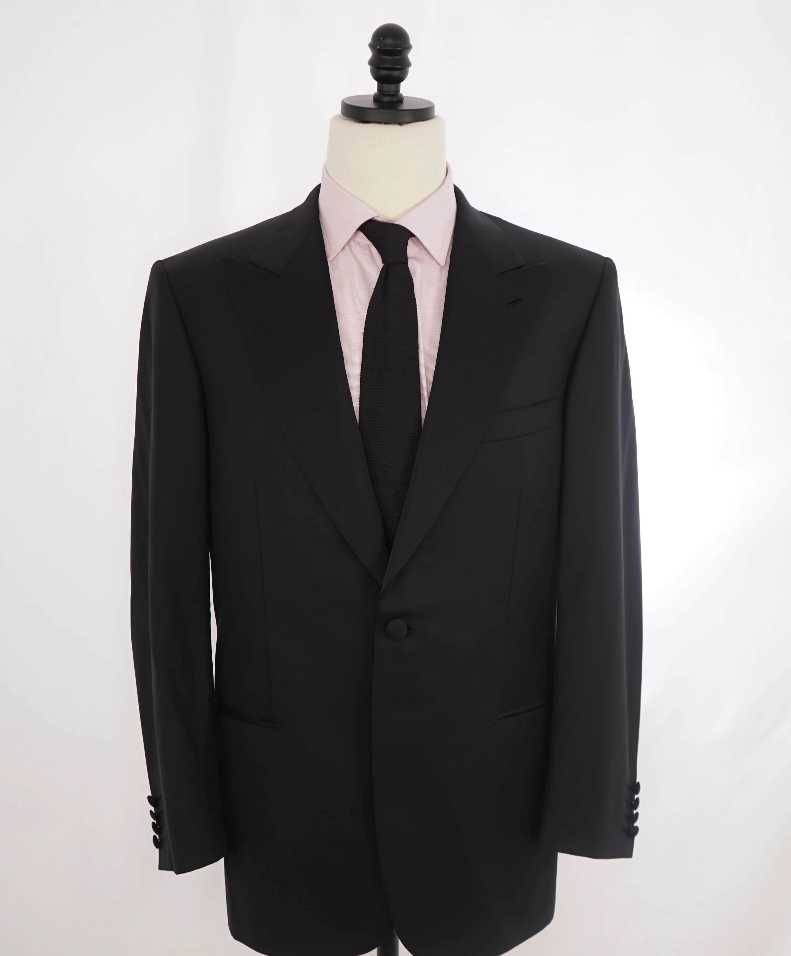 $5,995 BRIONI - *CELEB FAV* Hand Made In ITALY Black Peak Tuxedo Dinner JACKET - 42R