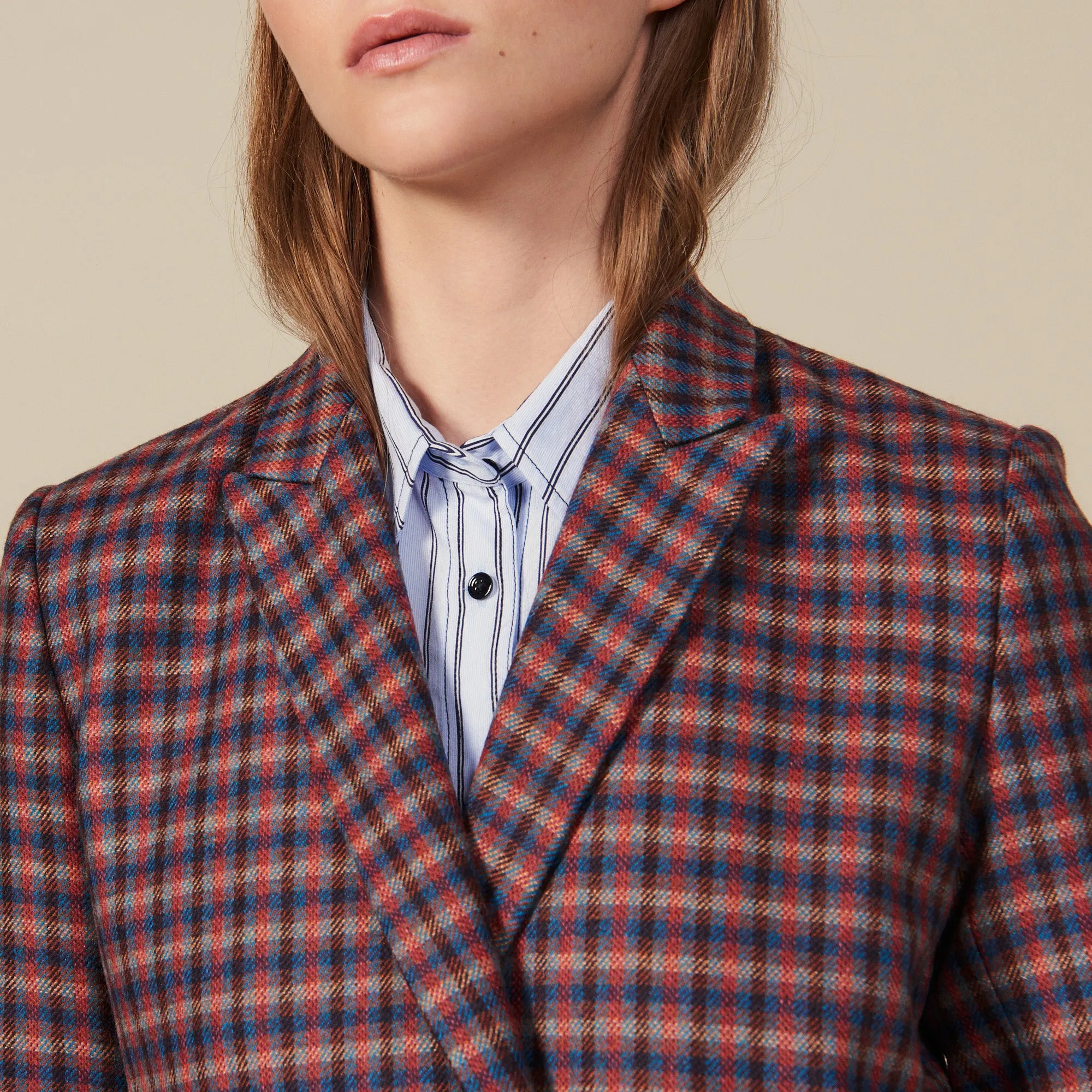 Blazer à carreaux et double boutonnage