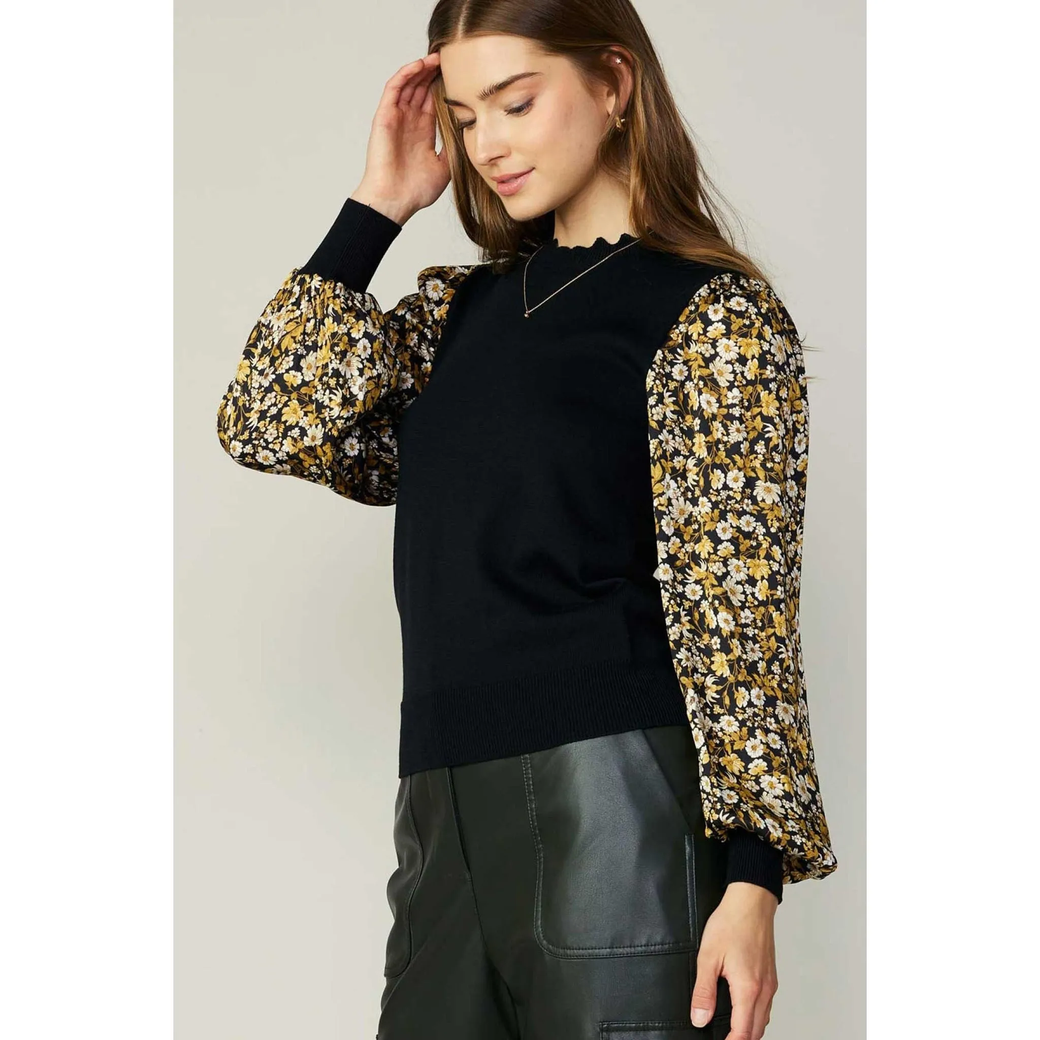 Contrast Sleeve Top - Black