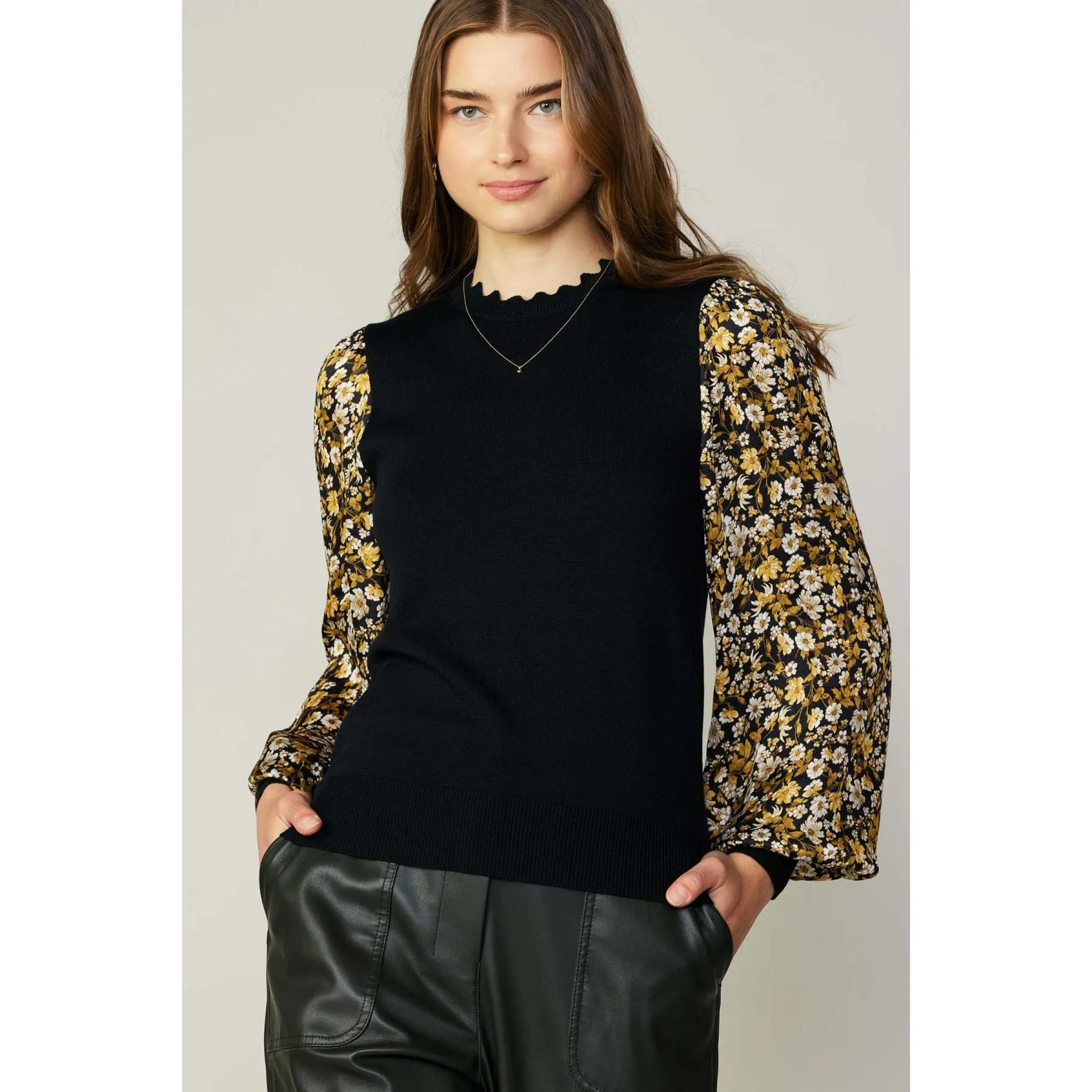 Contrast Sleeve Top - Black