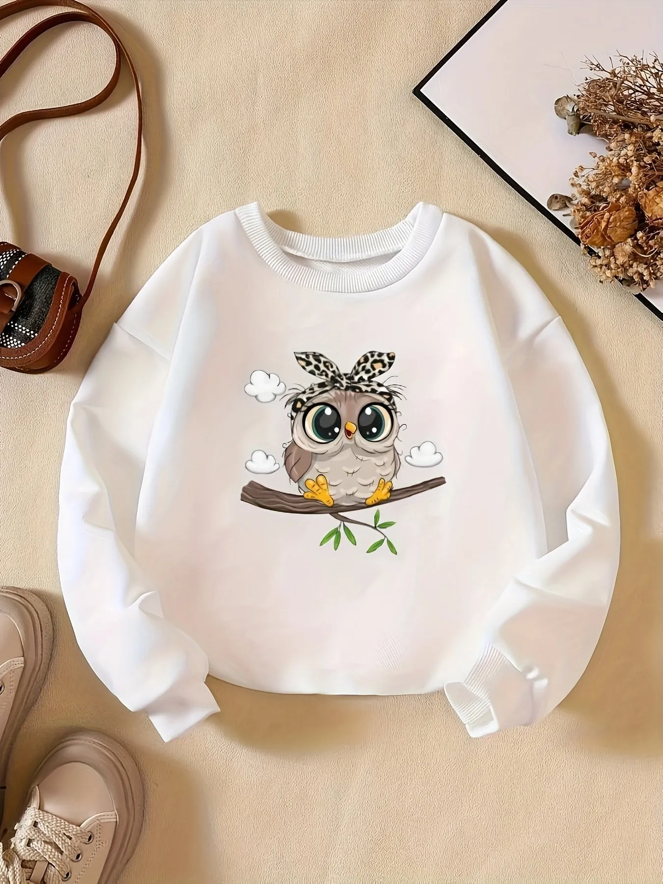 Girls' Sweatshirt with Cute Owl Print - Stylish and Comfortable 🦉👧