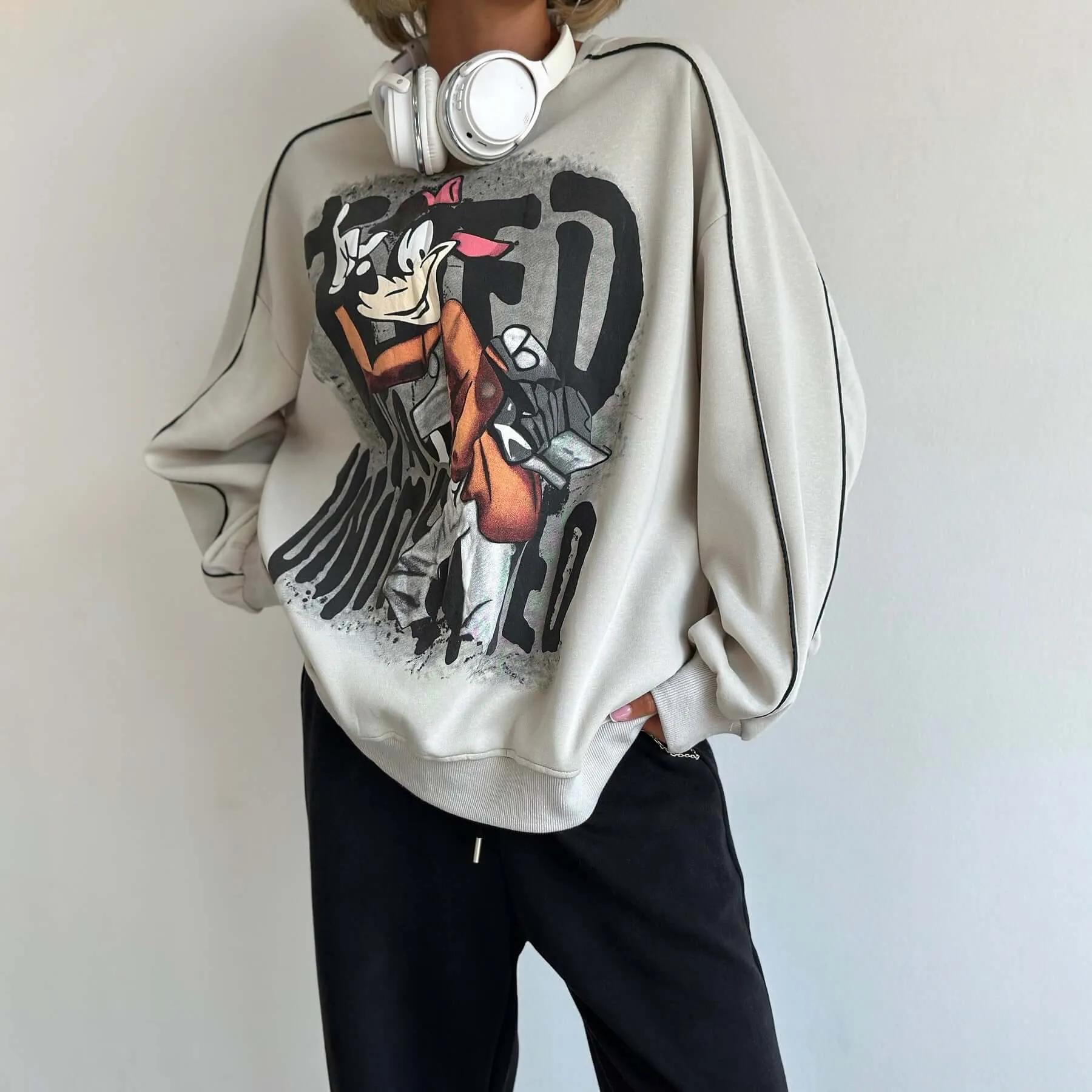 Long-sleeved Sports Pullover Sweatshirt