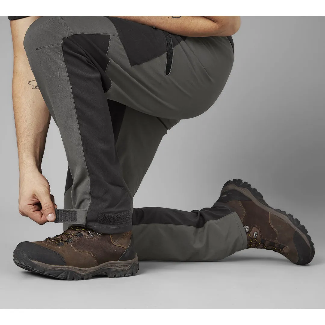 Outdoor Stretch Trousers - Black/Grey by Seeland