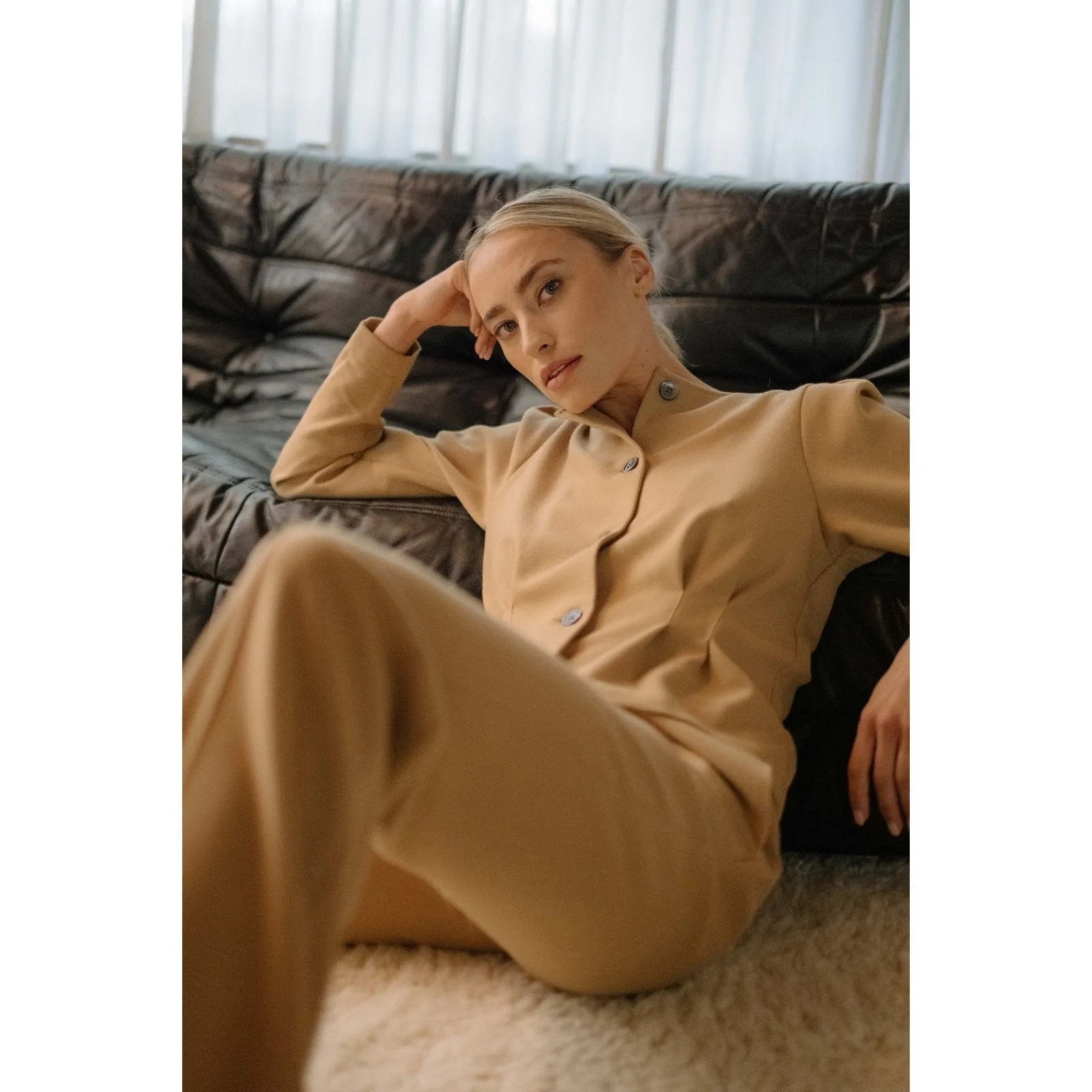 ROGELYN BLAZER TOP